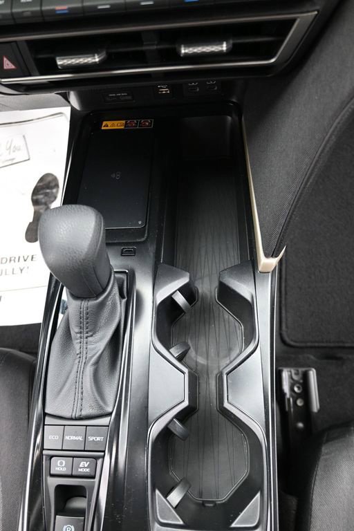 Used 2026 Toyota Camry LE FWD image 16