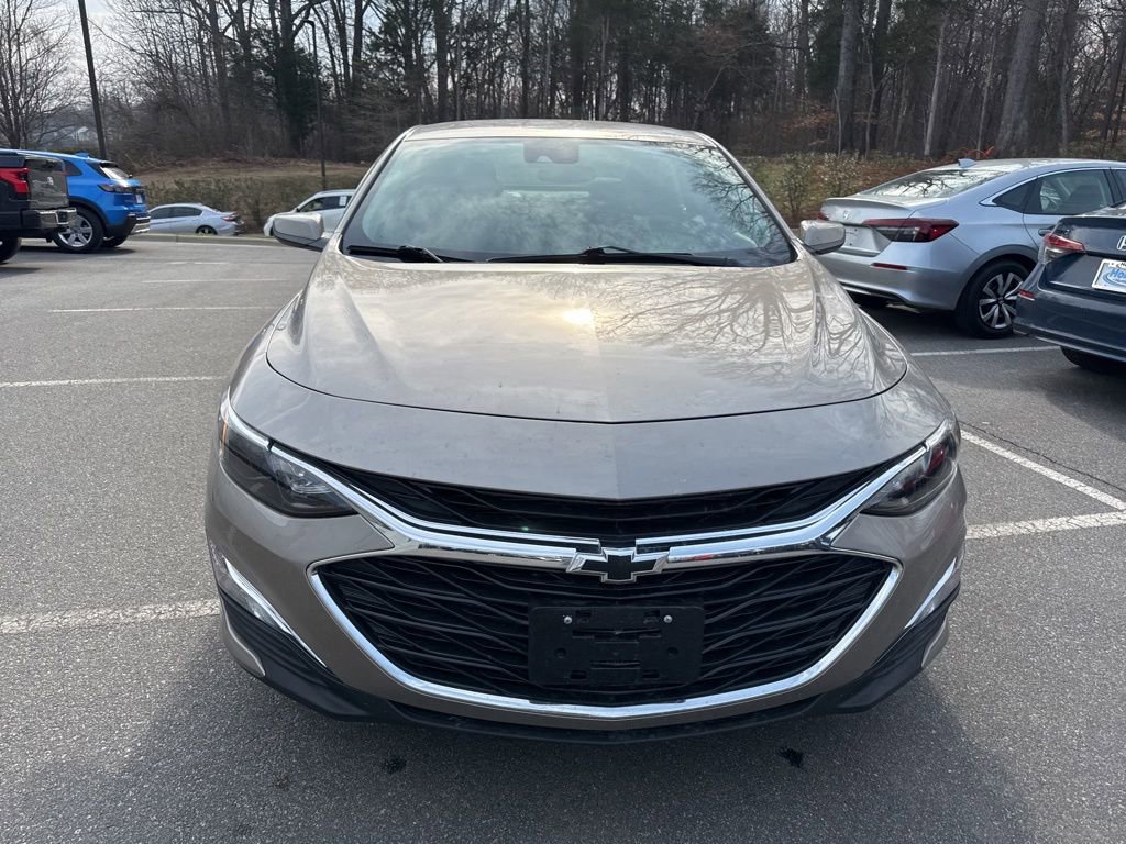 Used 2025 Chevrolet Malibu RS image 3