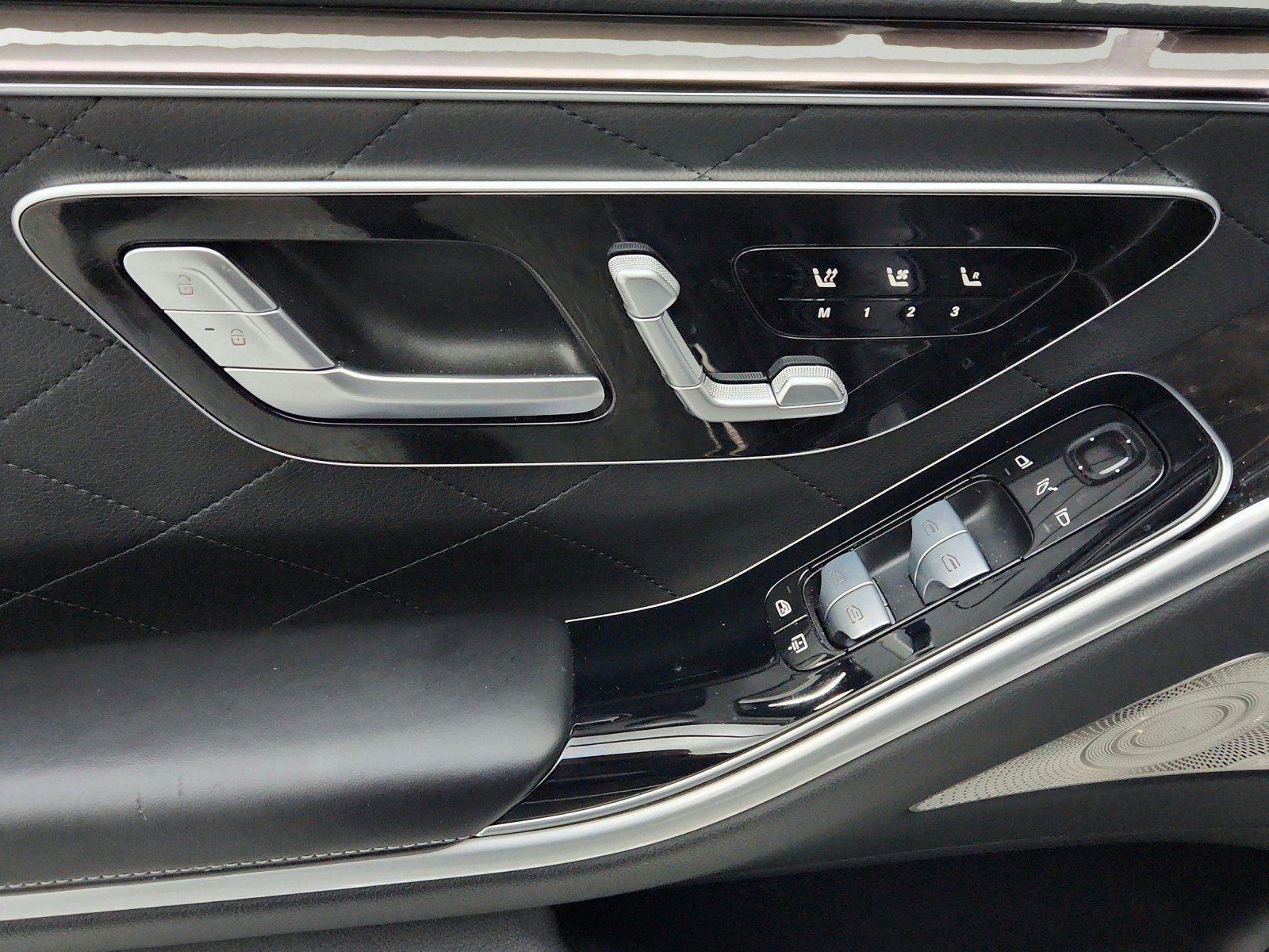 Used 2024 Mercedes-Benz S 580 4MATIC Sedan image 25