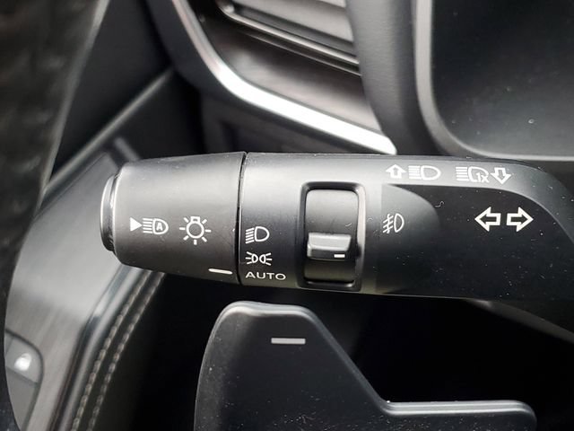 Used 2021 Nissan Rogue Platinum AWD/4WD image 24