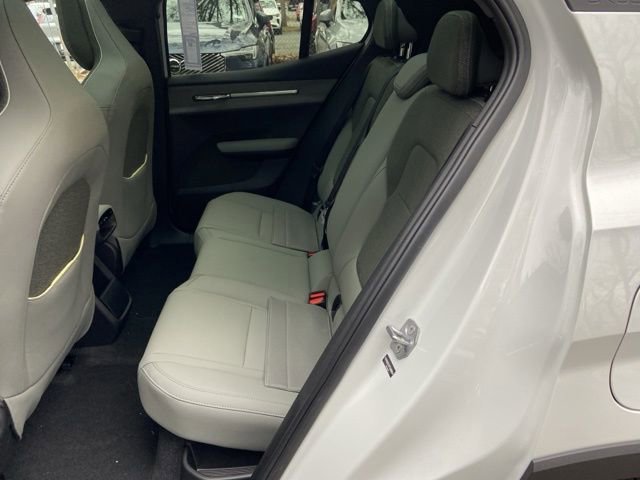 New 2026 Volvo EX30 Cross Country Ultra image 14