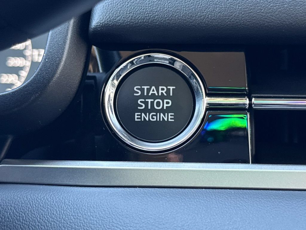 New 2026 Mitsubishi Outlander ES AWD/4WD image 19