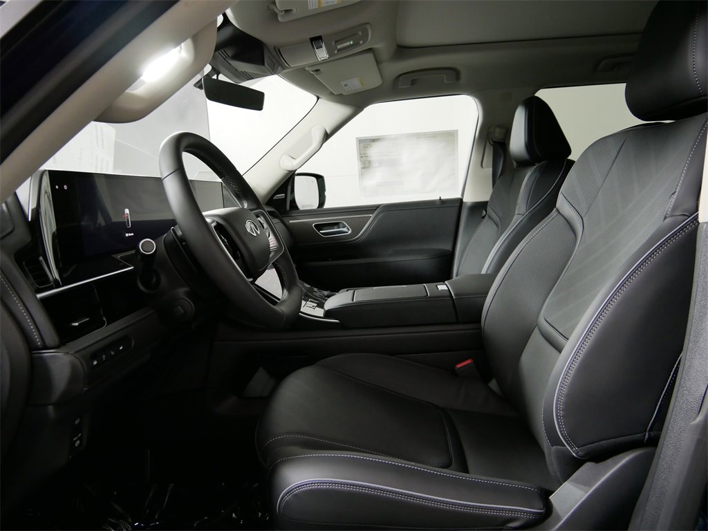 New 2025 INFINITI QX80 Luxe image 10