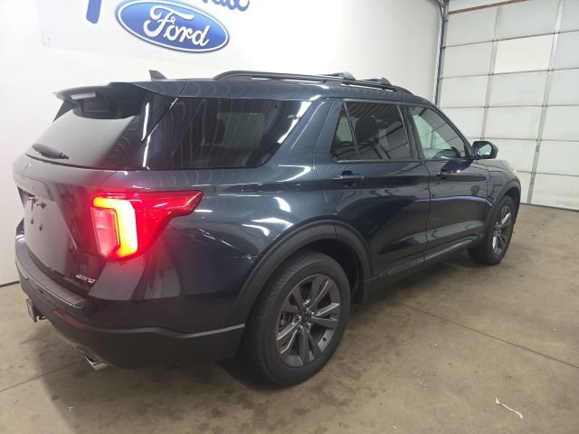 Used 2023 Ford Explorer XLT w/ Equipment Group 202A image 10