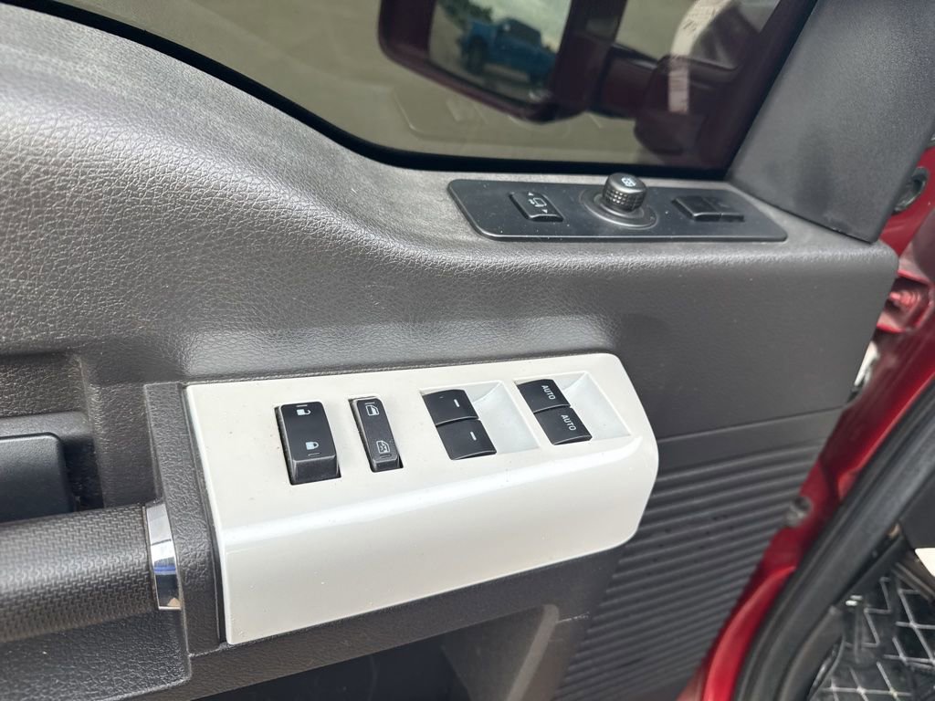 Used 2014 Ford F250 Platinum AWD/4WD image 12