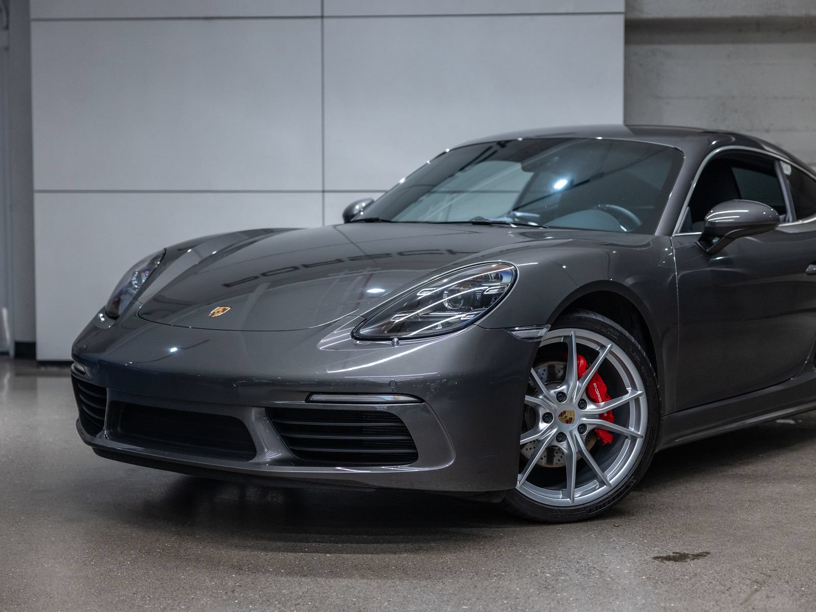 Certified 2024 Porsche 718 Cayman S RWD image 21