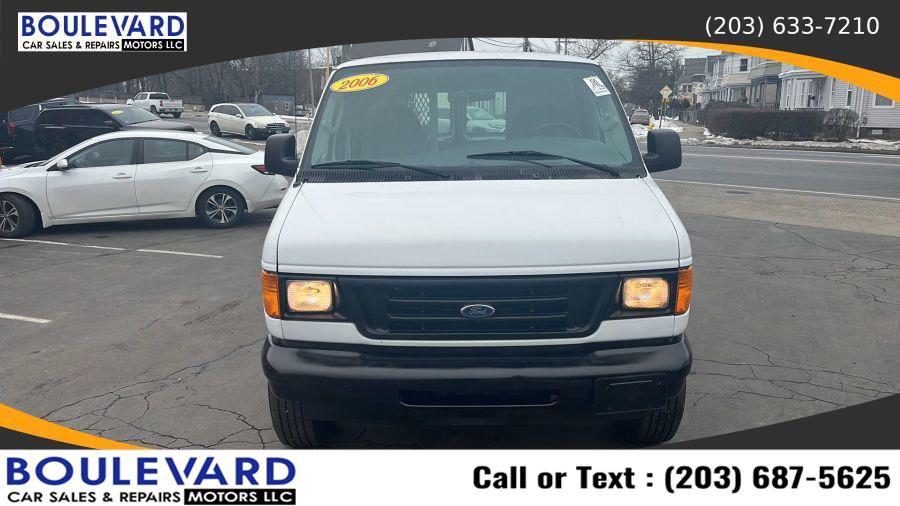 Used 2006 Ford E-350 and Econoline 350 Super Duty image 11