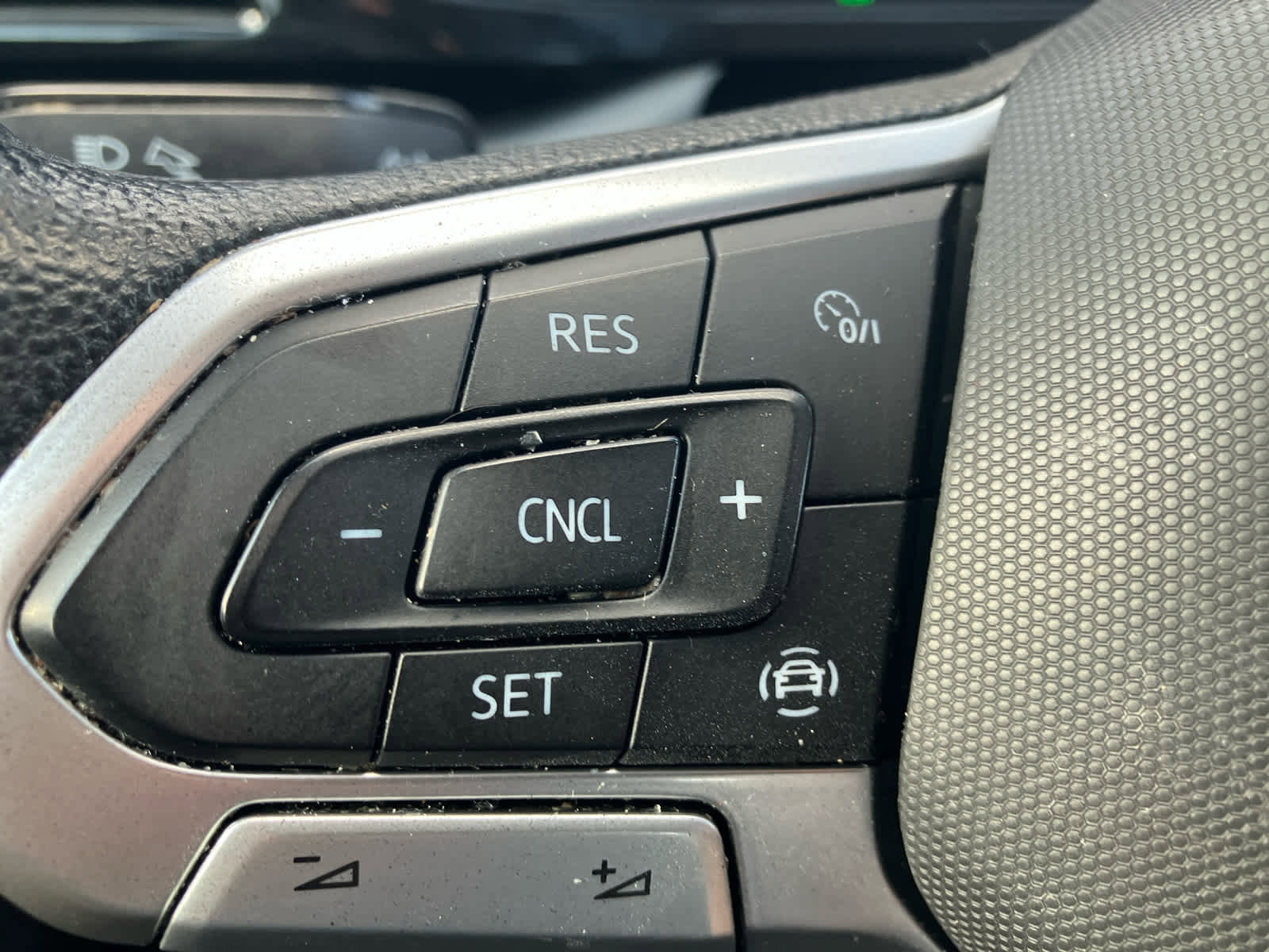 Used 2022 Volkswagen Taos S image 17