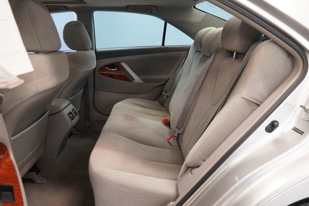 Used 2009 Toyota Camry XLE FWD image 25