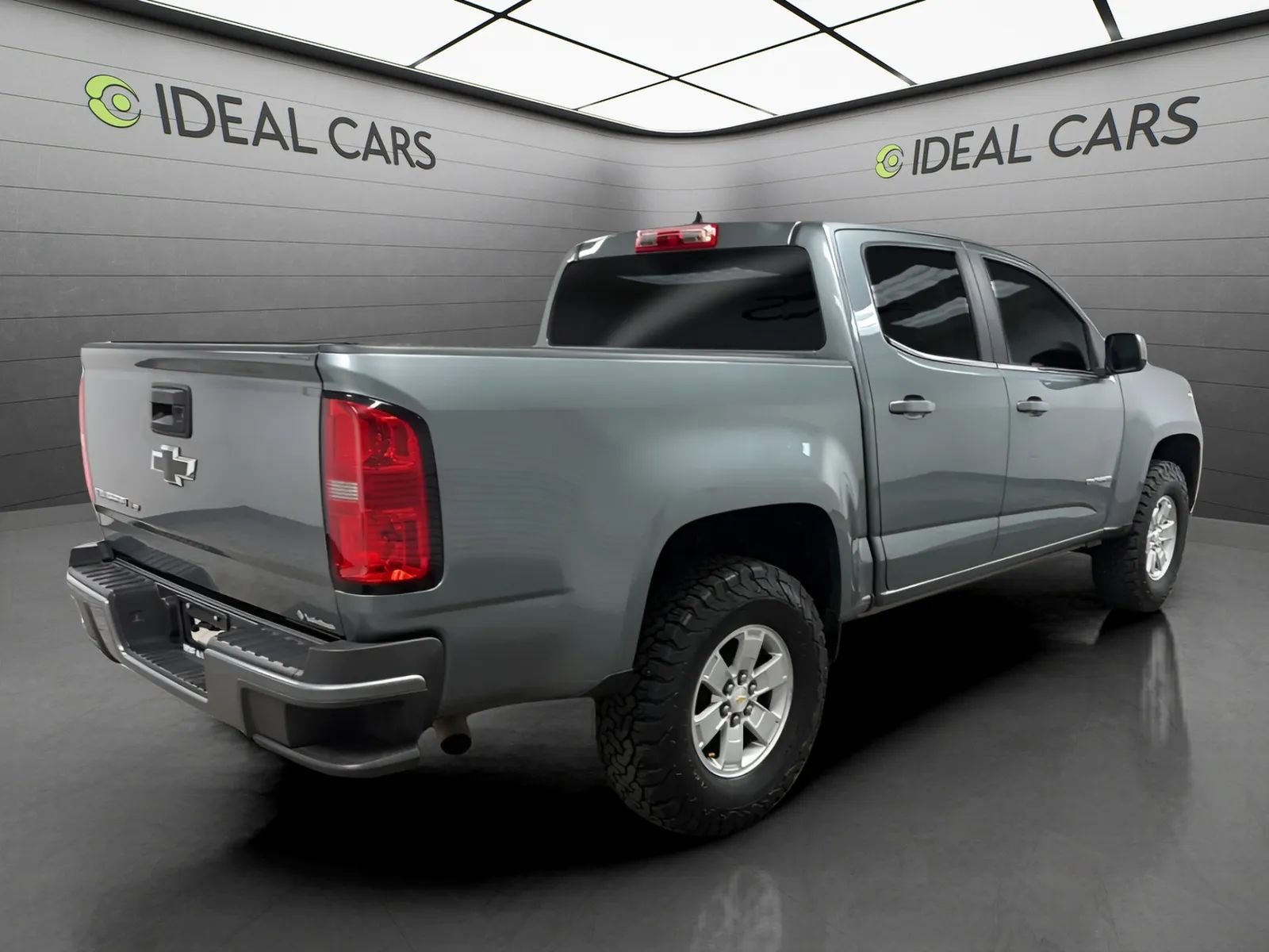Used 2020 Chevrolet Colorado W/T w/ WT Convenience Package RWD image 5