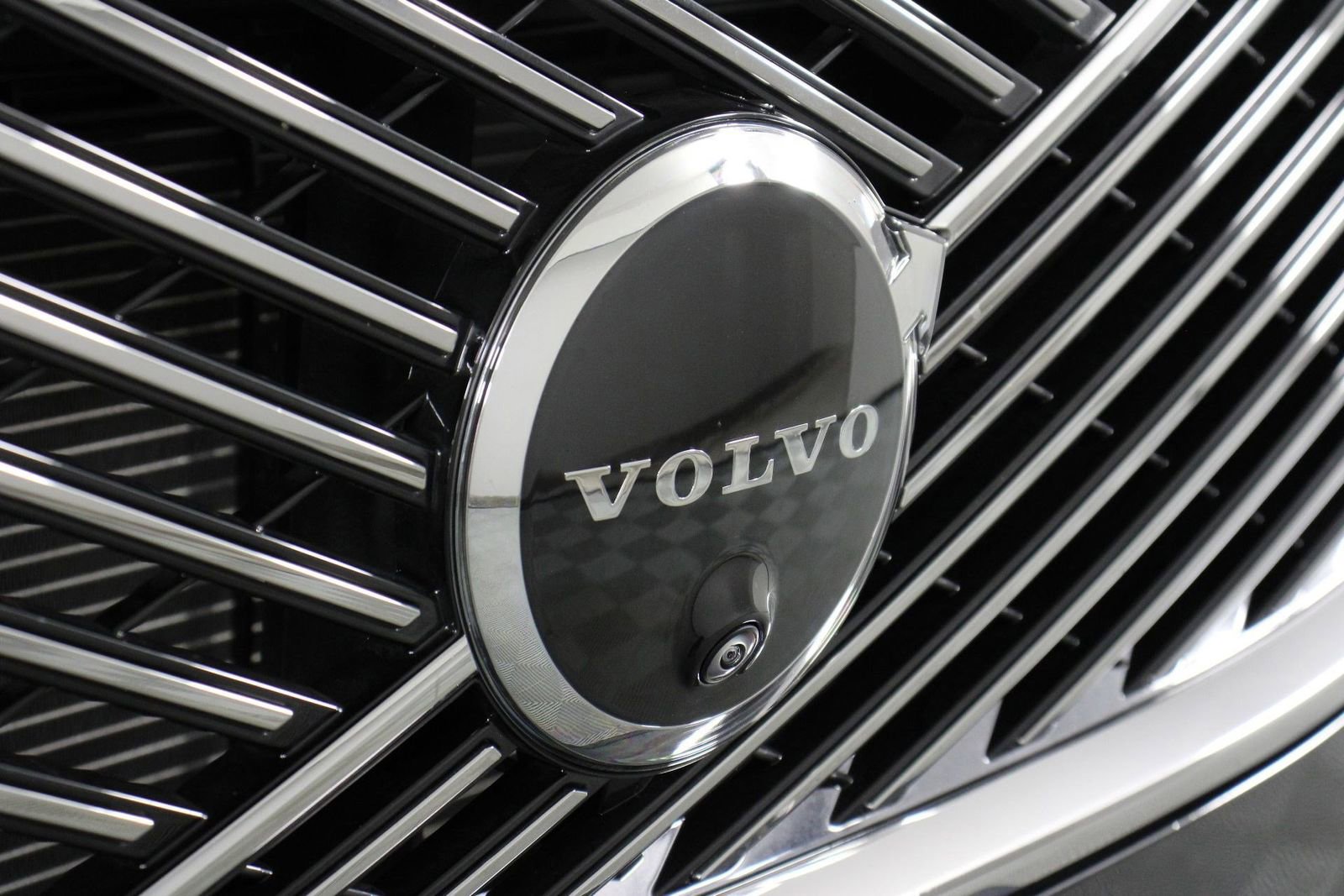 Certified 2026 Volvo XC90 B5 Plus image 27