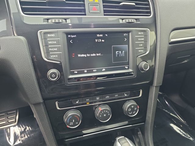 Used 2017 Volkswagen GTI Sport image 19