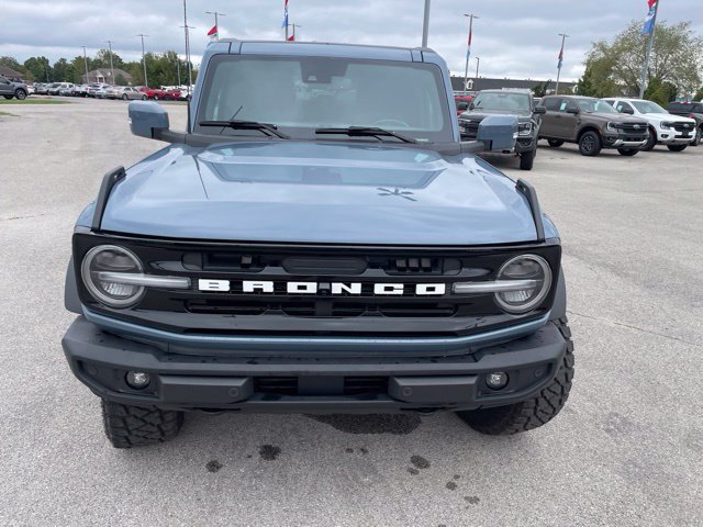 Used 2023 Ford Bronco Outer Banks w/ Sasquatch Package AWD/4WD image 3