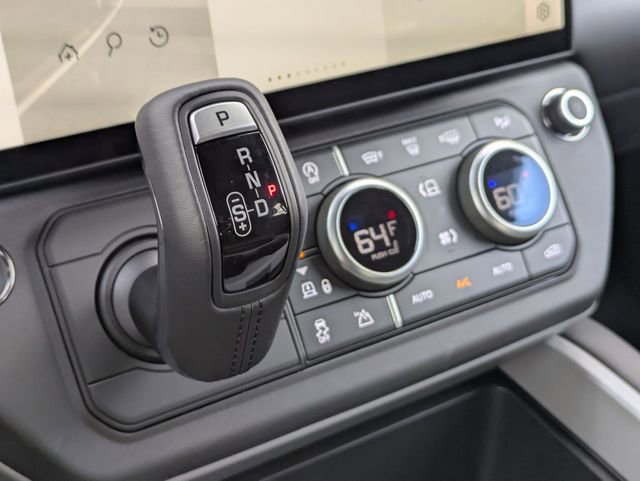 New 2026 Land Rover Defender 130 V8 image 9