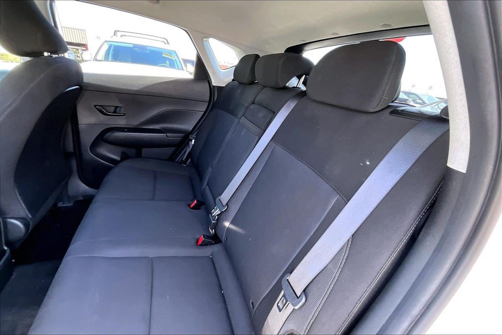 Certified 2025 Hyundai Kona SEL FWD image 16