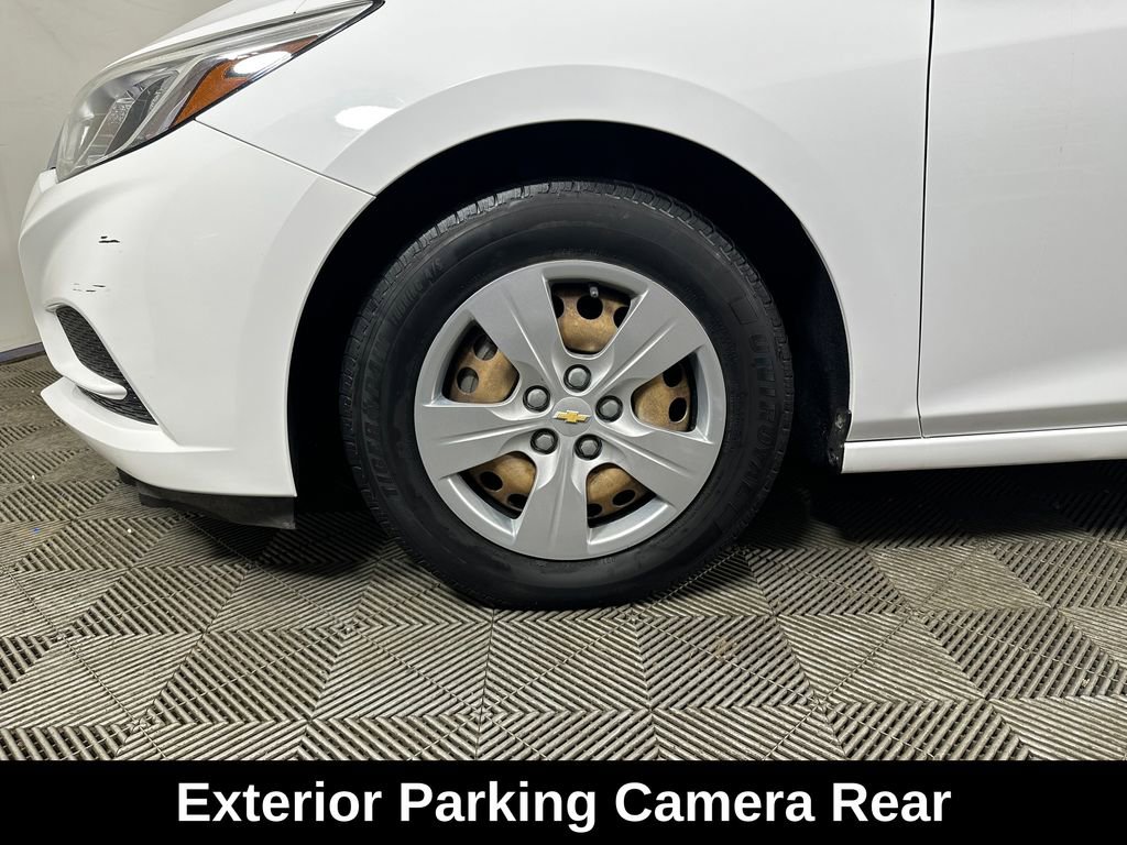 Used 2017 Chevrolet Cruze LS FWD image 8