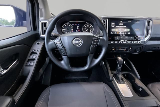 Used 2025 Nissan Frontier SV RWD image 8