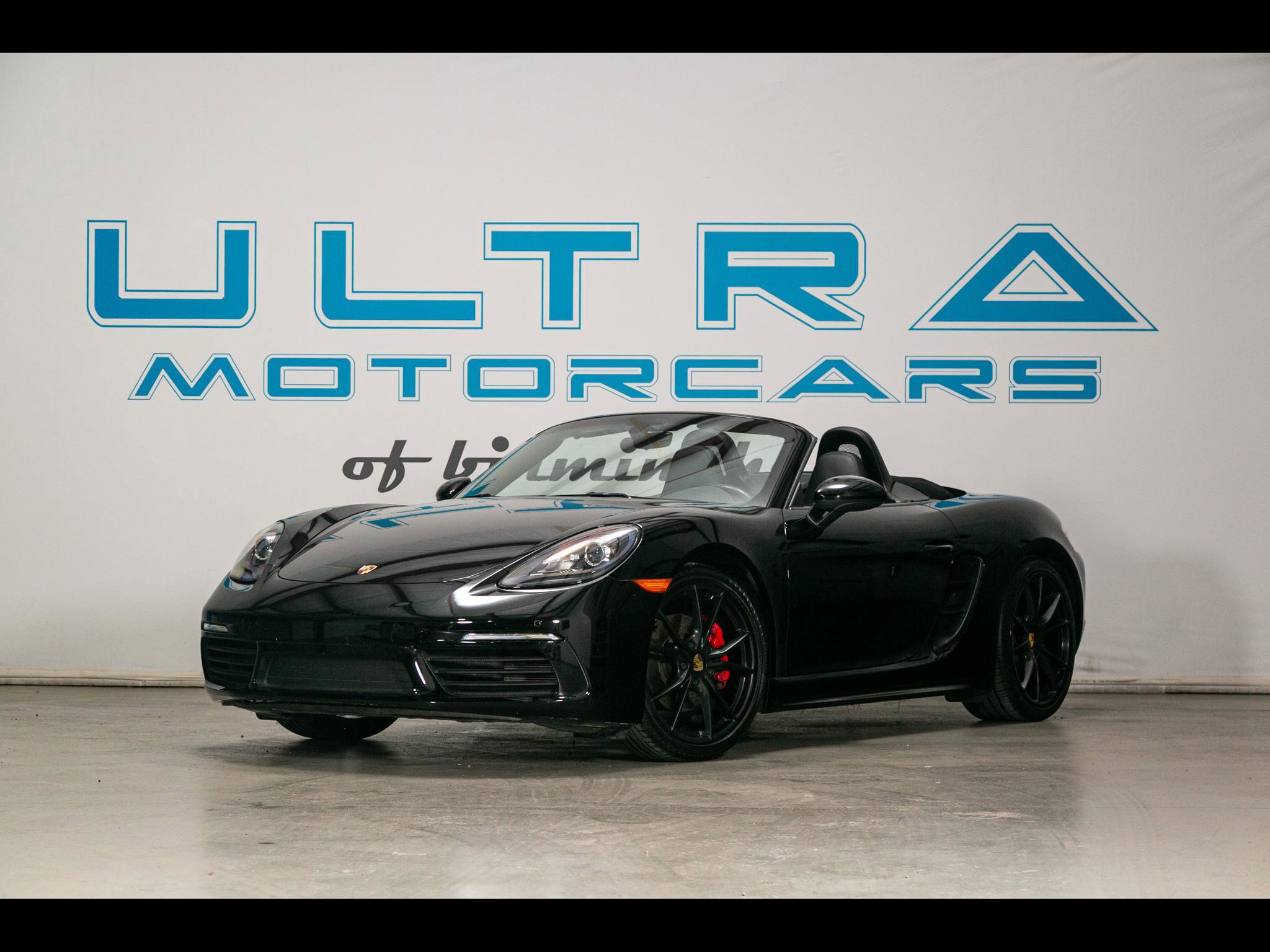 Used 2018 Porsche 718 Boxster w/ Sport Chrono Package