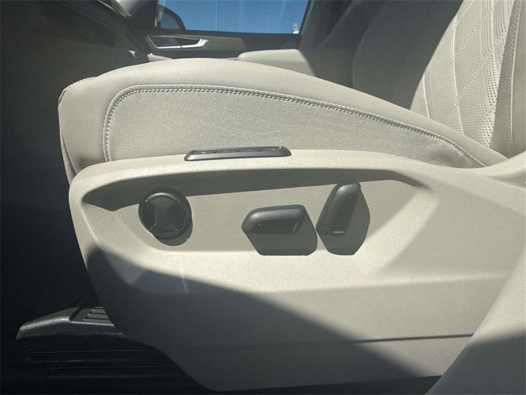 New 2026 Volkswagen Atlas SEL Premium R-Line image 12