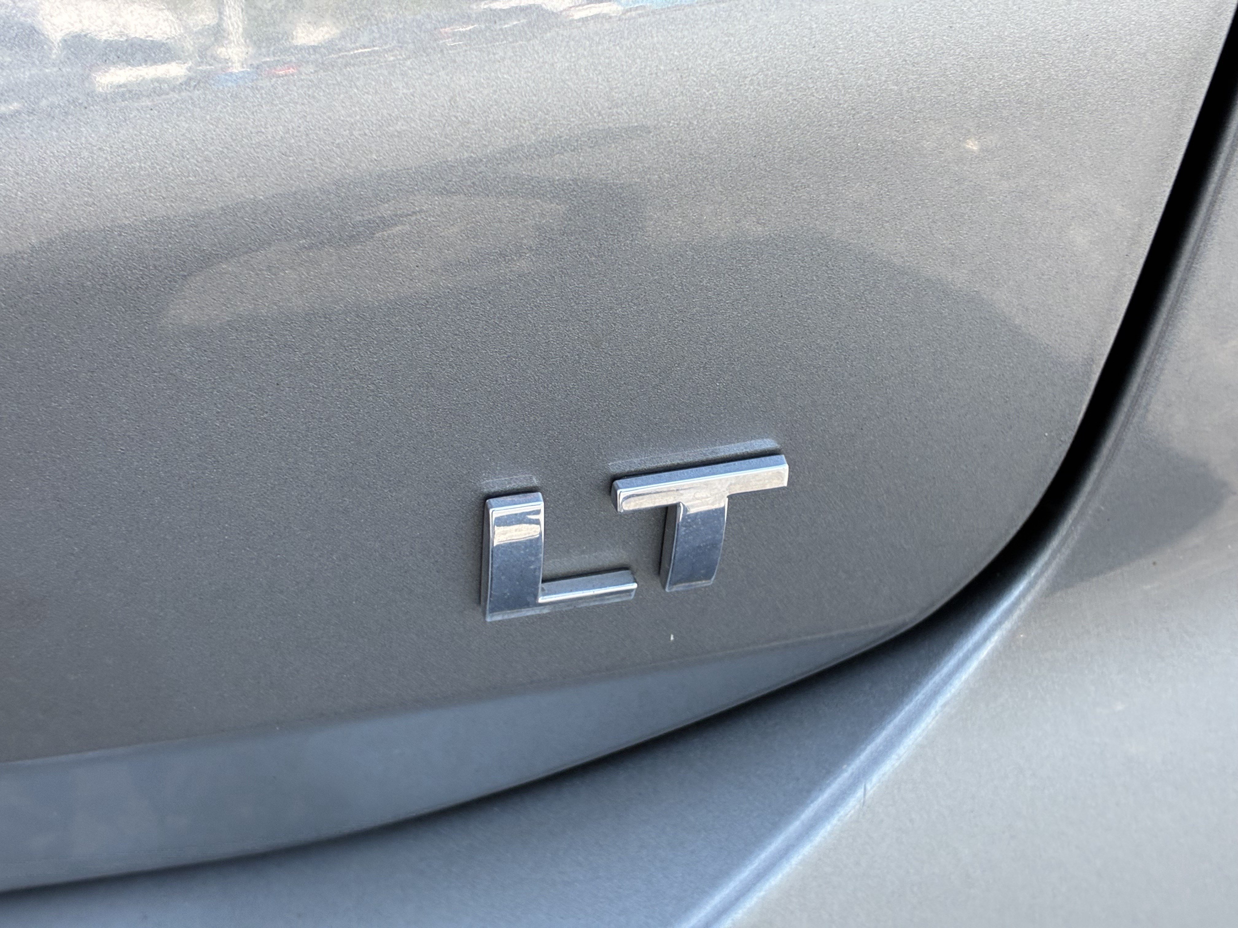 Used 2024 Chevrolet Equinox LT FWD image 12