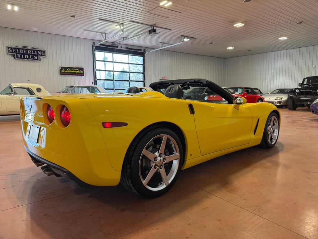 Used 2007 Chevrolet Corvette Convertible w/ Preferred Equipment Group image 8