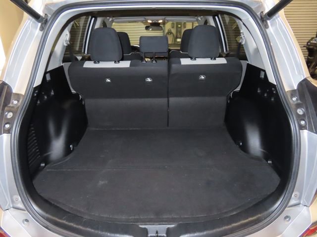 Used 2018 Toyota RAV4 XLE FWD image 21
