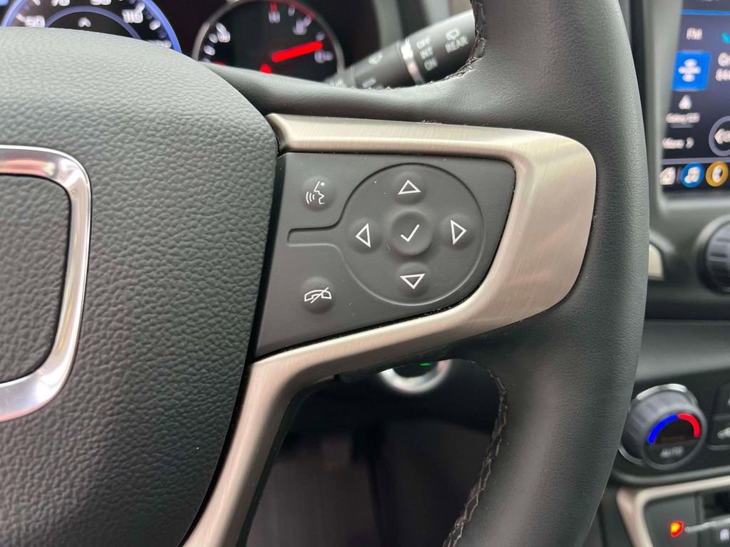 Used 2024 GMC Terrain Denali w/ Denali Premium Package image 32