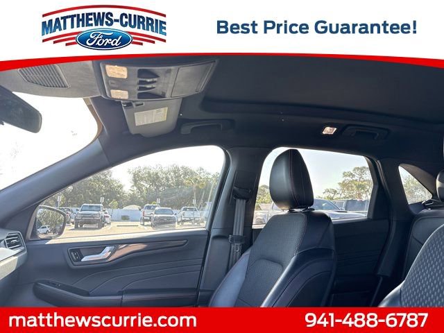 Certified 2024 Ford Escape ST-Line w/ Tech Pack #1 FWD image 11