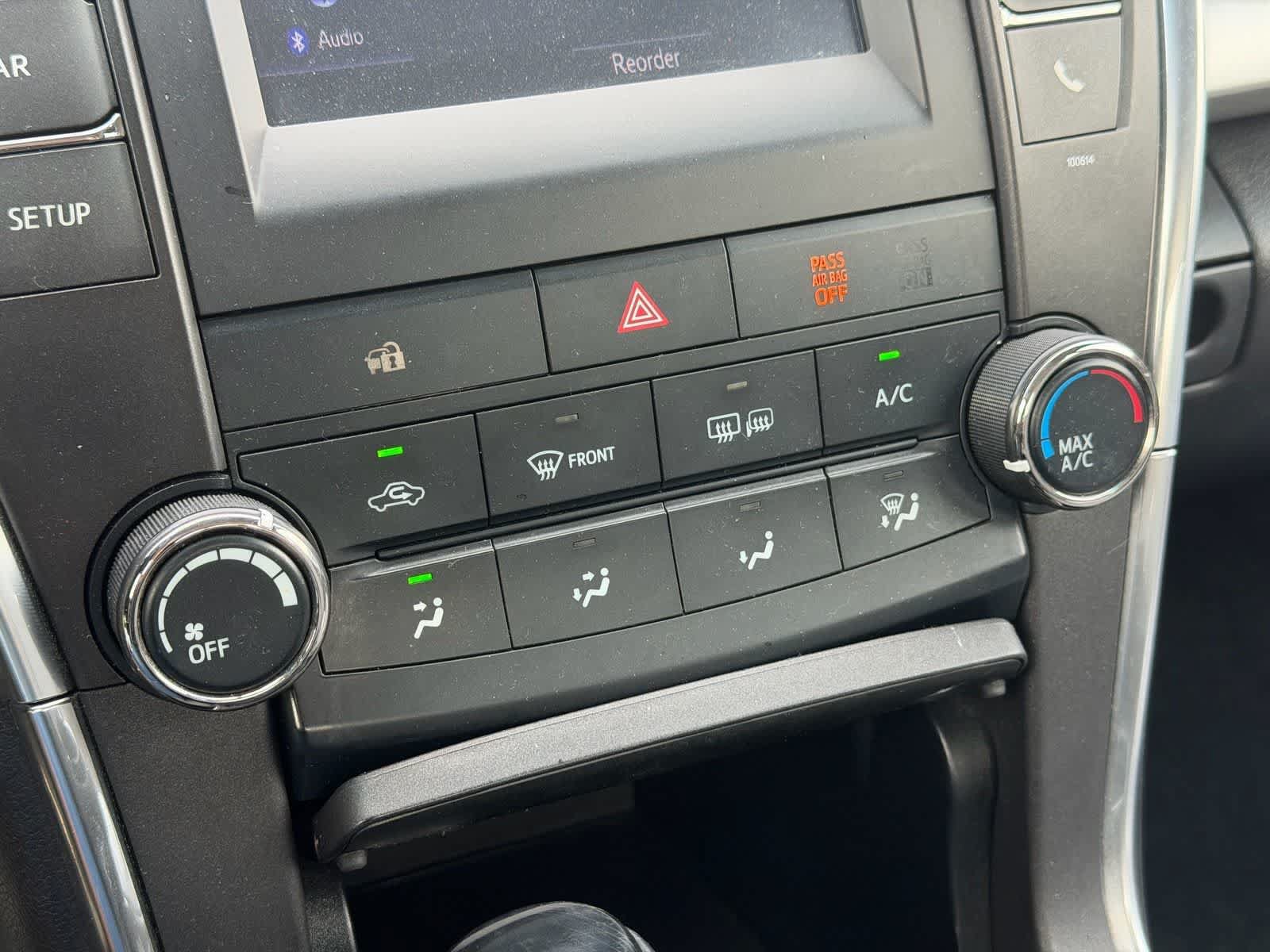 Used 2016 Toyota Camry SE FWD image 13