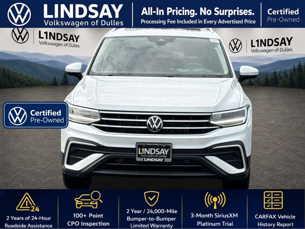 Used 2023 Volkswagen Tiguan SE w/ Panoramic Sunroof Package AWD/4WD image 3