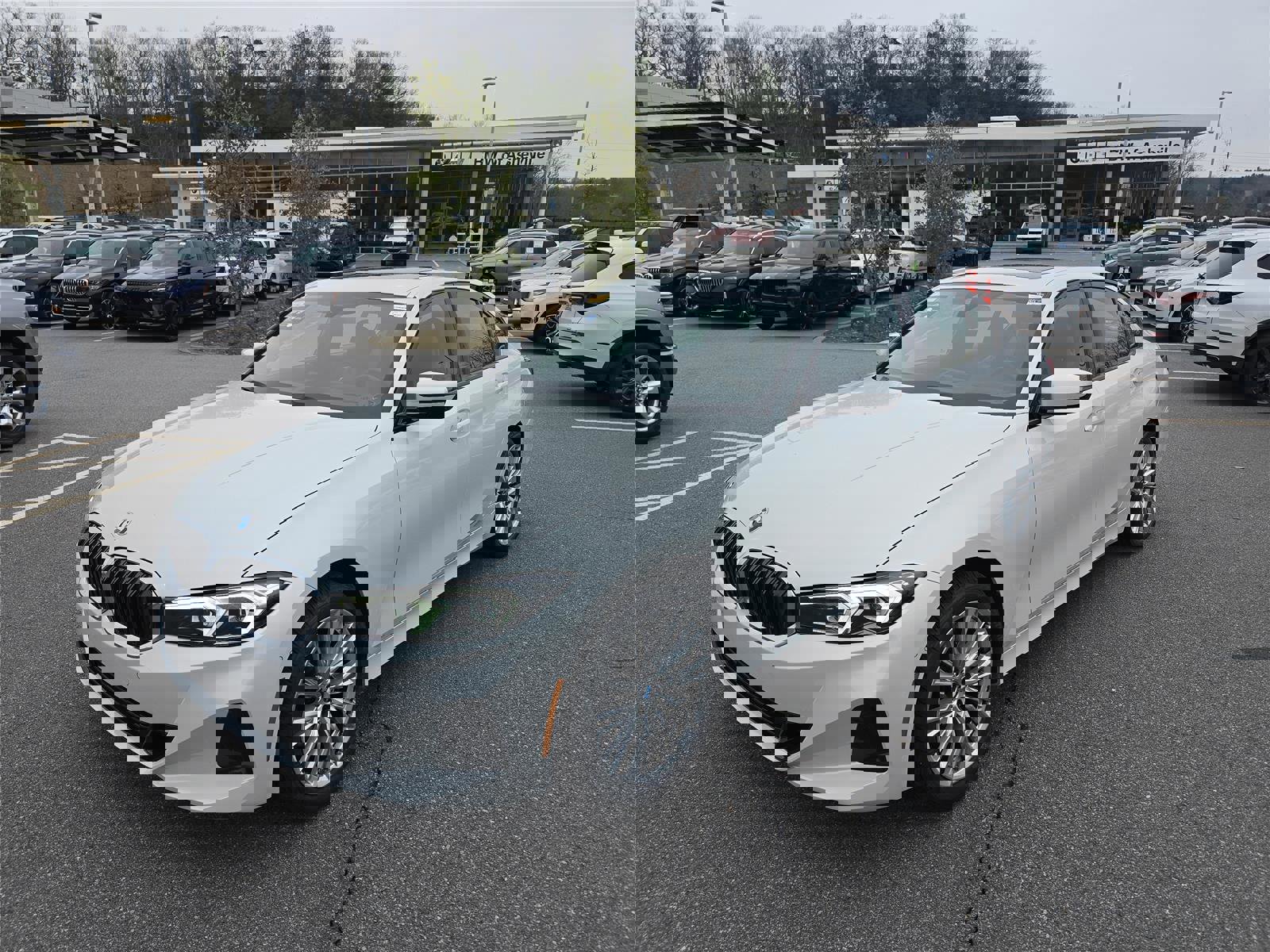 Certified 2023 BMW 330i xDrive Sedan w/ Premium Package image 8