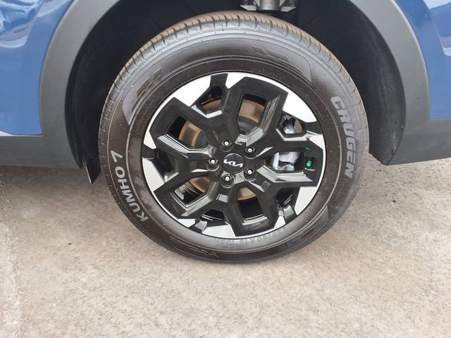 Used 2025 Kia Sorento S FWD image 8