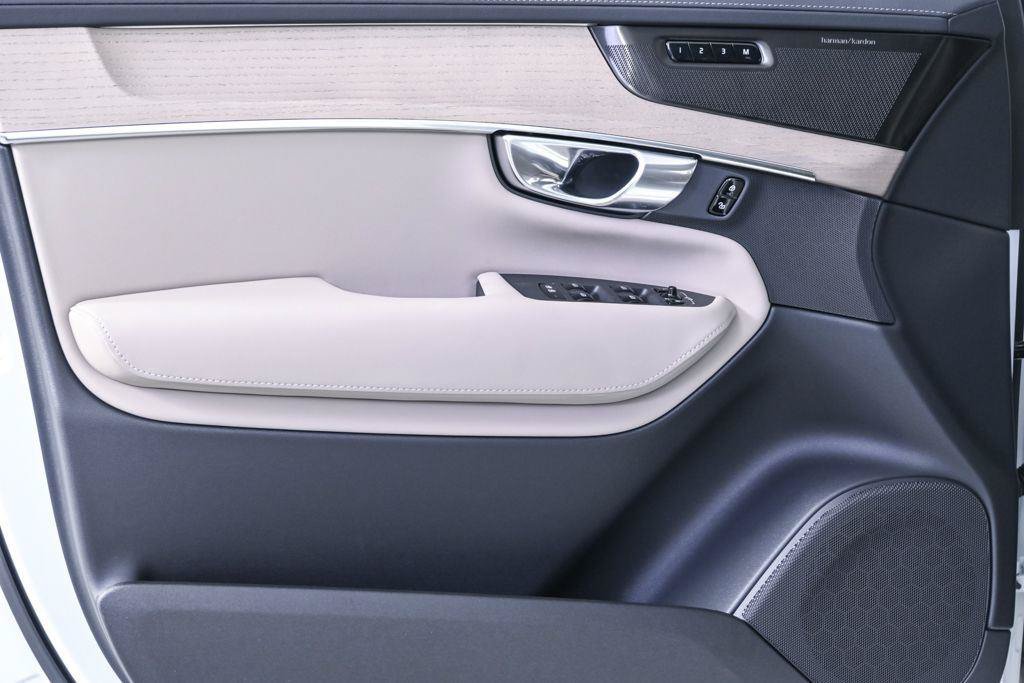 New 2026 Volvo XC90 B6 Plus AWD/4WD image 6