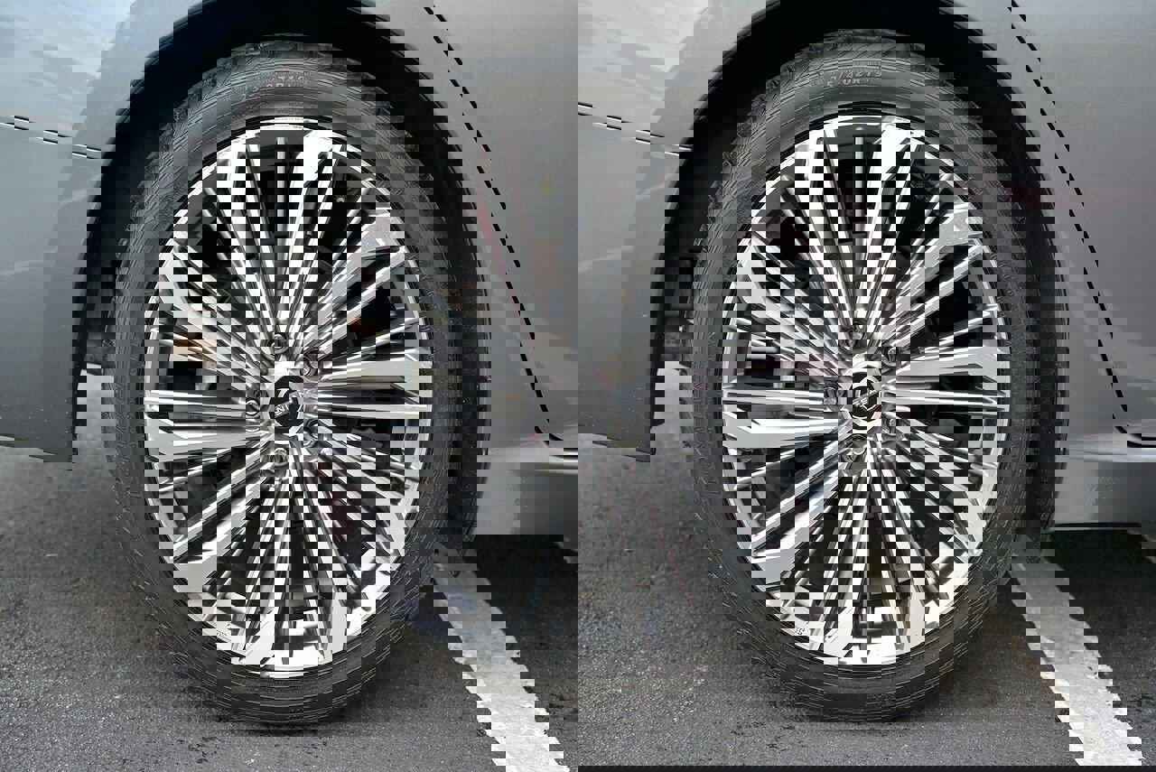 Used 2023 Nissan Altima 2.5 SL image 13