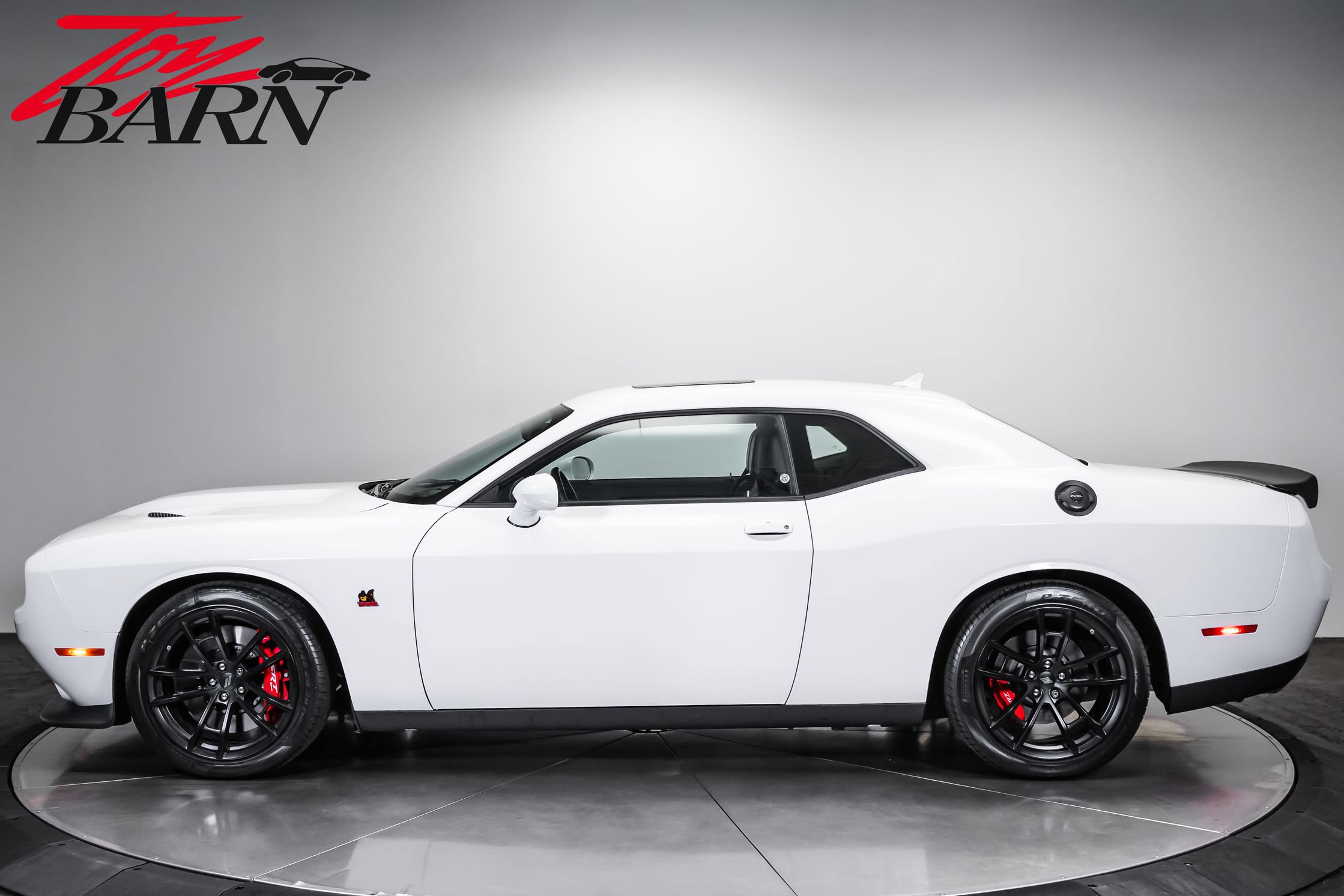 Used 2023 Dodge Challenger R/T Scat Pack w/ Plus Package RWD image 2