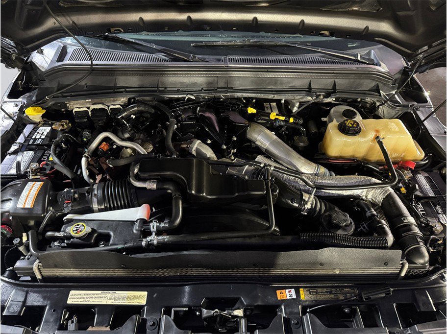 Used 2016 Ford F550 XL image 7