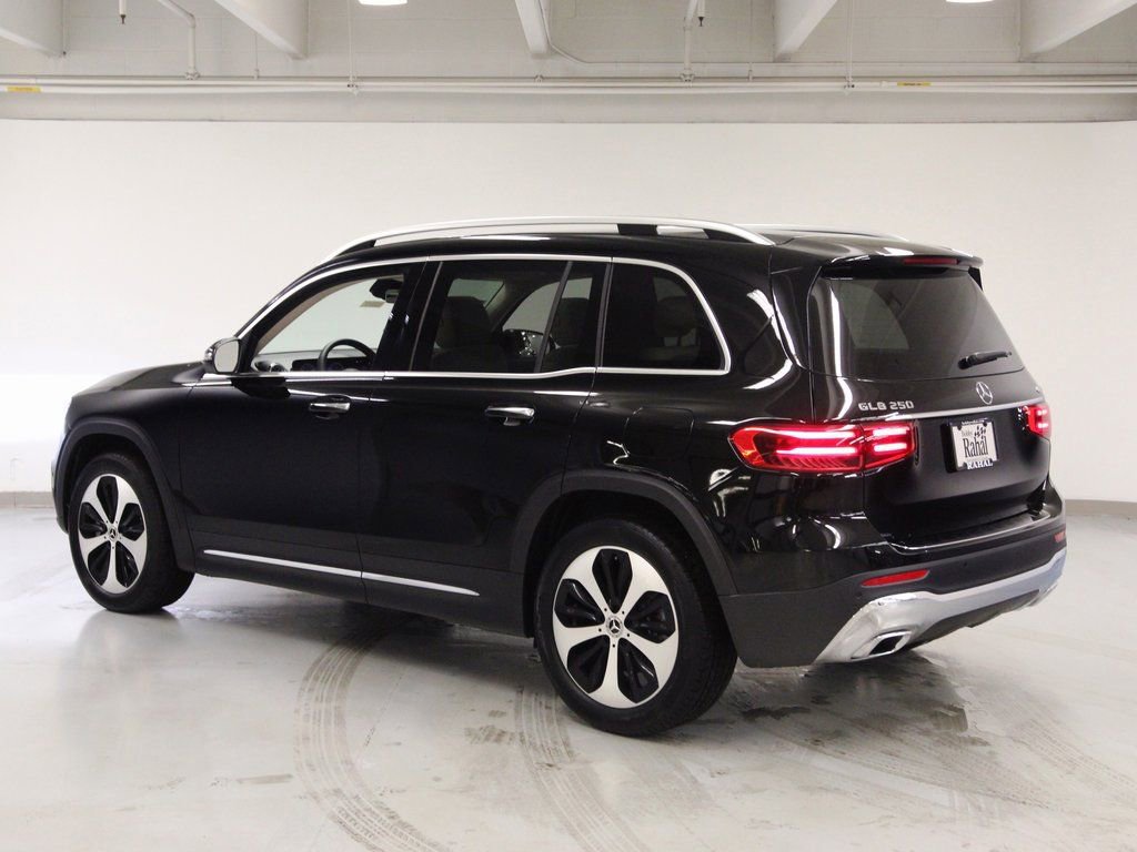 New 2026 Mercedes-Benz GLB 250 4MATIC image 6