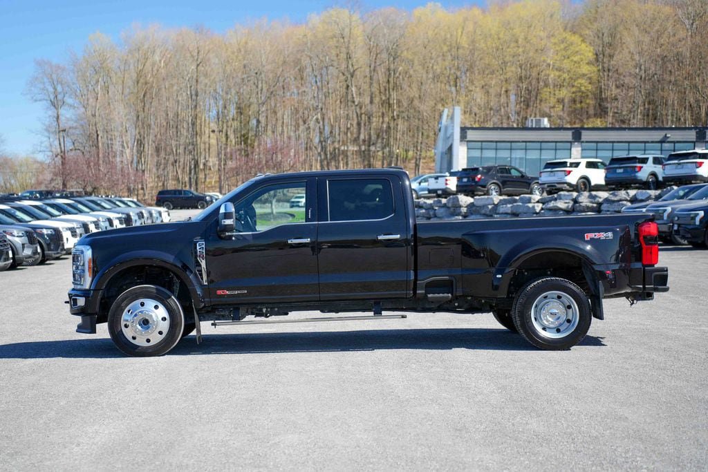 Used 2023 Ford F450 Platinum w/ FX4 Off-Road Package AWD/4WD image 8