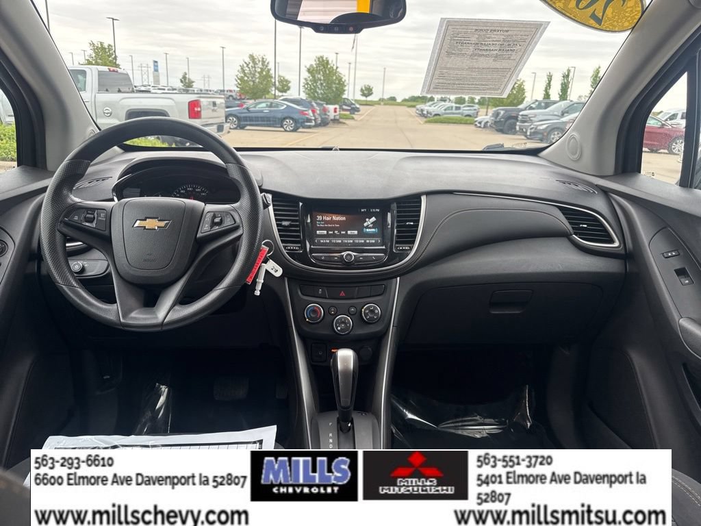 Used 2017 Chevrolet Trax LT FWD image 19