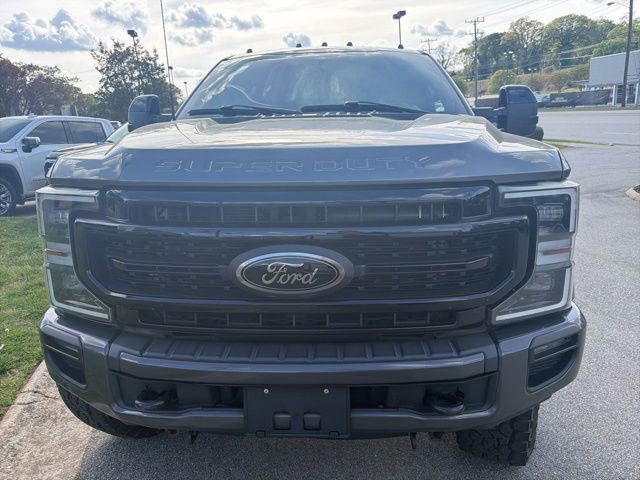 Used 2022 Ford F250 Lariat w/ Black Appearance Package image 5