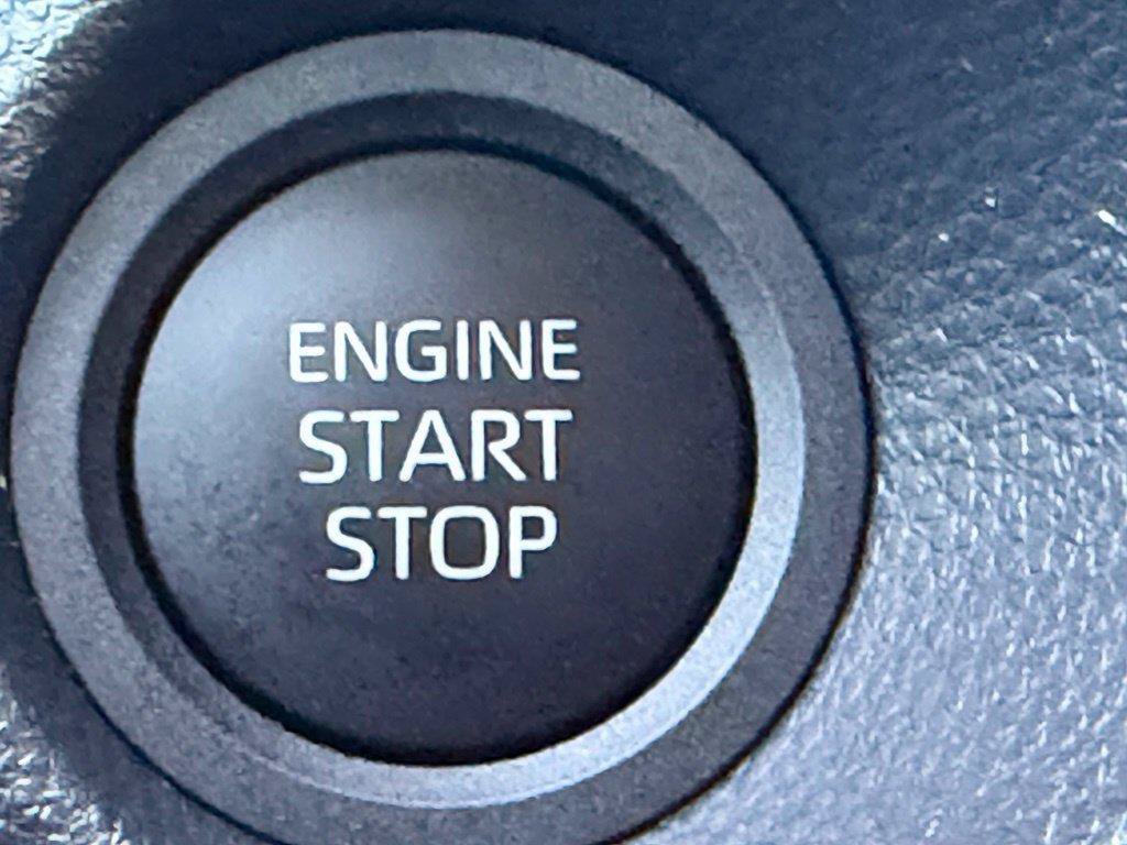 Used 2026 Toyota Corolla Cross LE FWD image 19