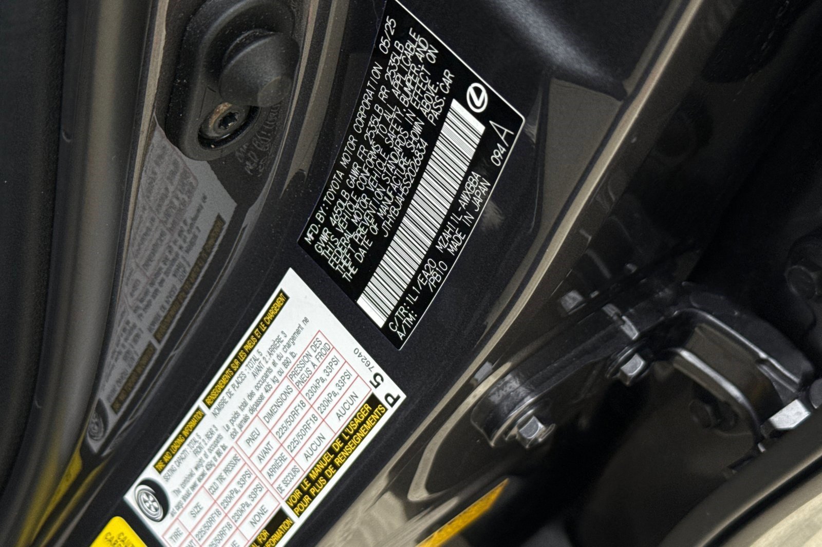Certified 2025 Lexus UX 300h FWD w/ Accessory Package (Z2) image 20