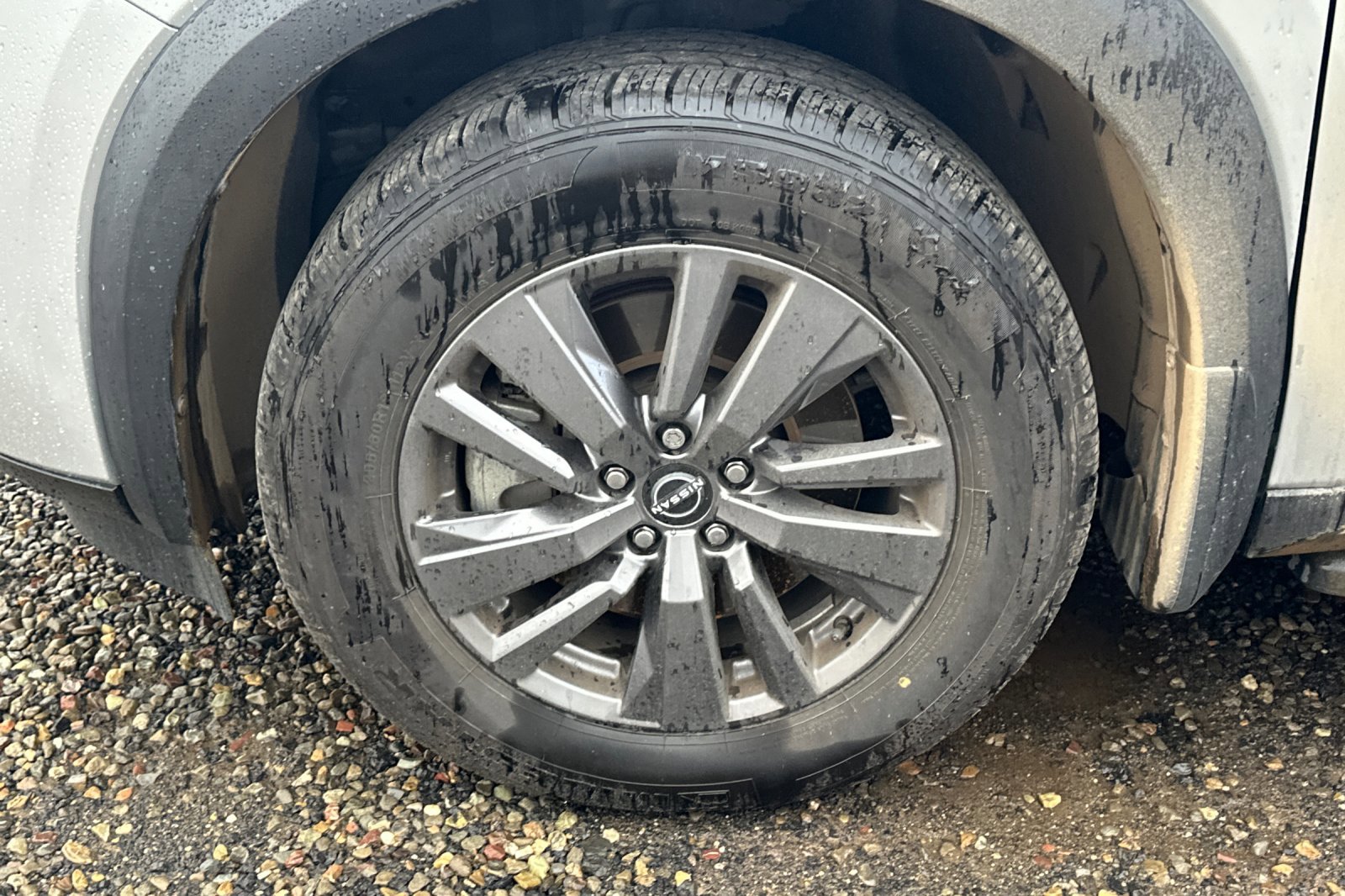 Used 2022 Nissan Pathfinder SV w/ Cargo Package image 7