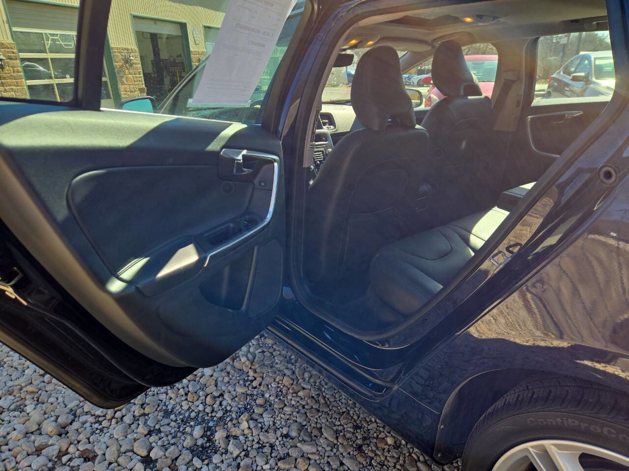 Used 2016 Volvo V60 T5 Premier image 18