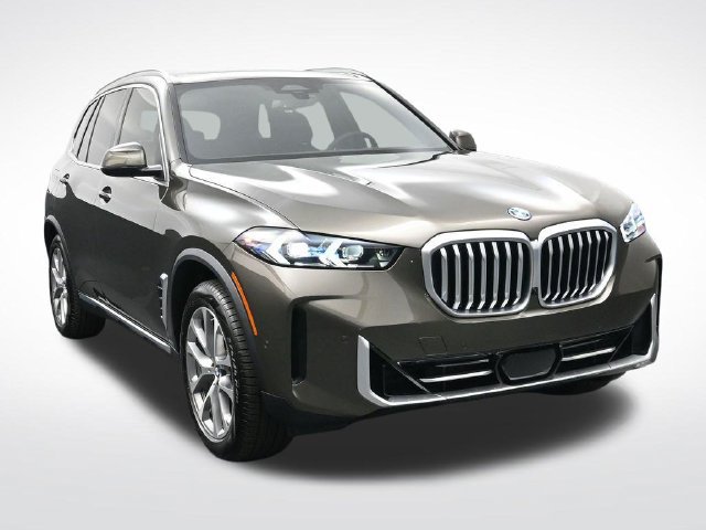 New 2026 BMW X5 xDrive50e w/ Climate Comfort Package AWD/4WD image 11