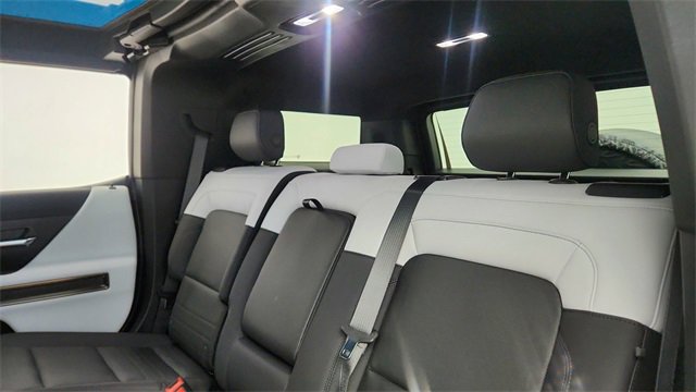 Used 2024 GMC Hummer EV 3X w/ Omega Edition image 29