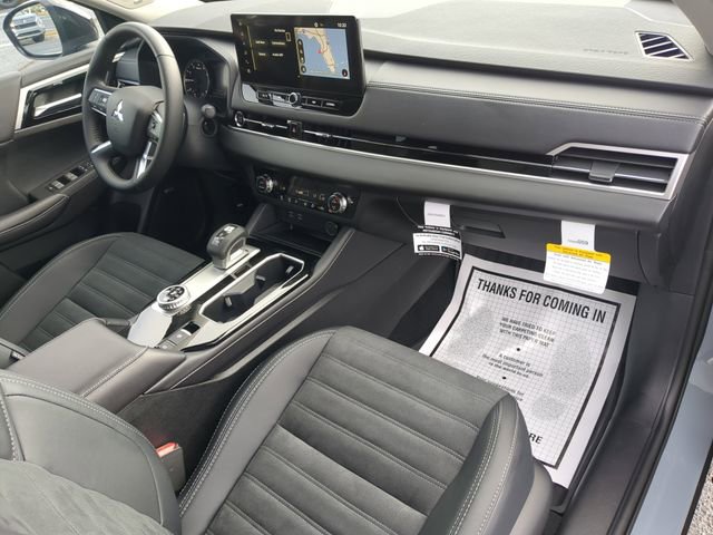 New 2025 Mitsubishi Outlander Trail Edition image 15