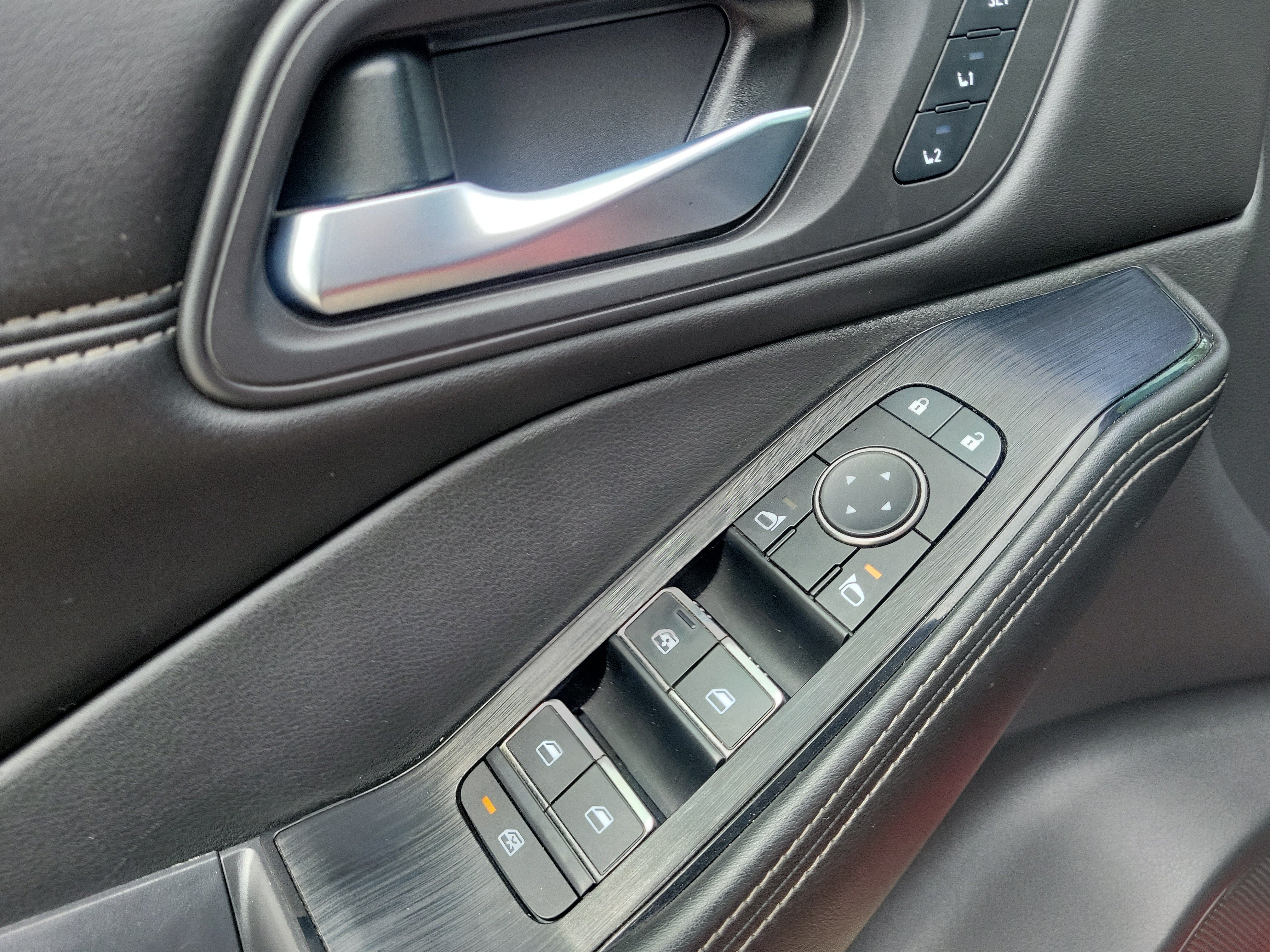 Certified 2022 Nissan Rogue SL w/ SL Premium Package FWD image 16