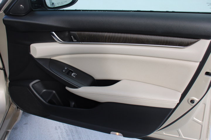 Used 2020 Honda Accord EX-L image 19
