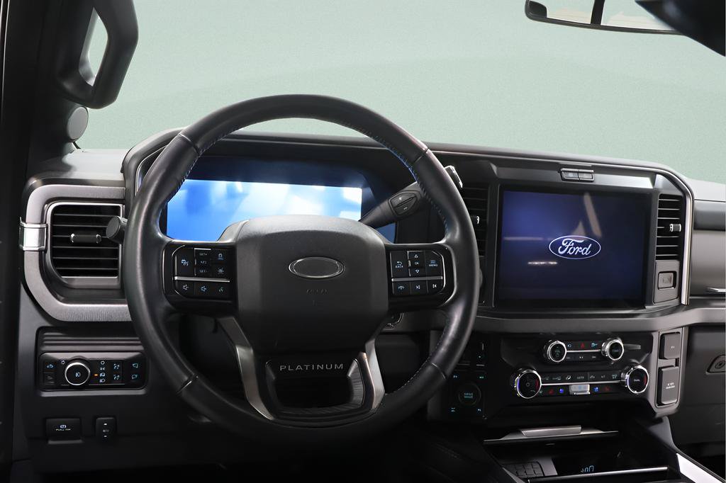 Used 2025 Ford F250 Platinum AWD/4WD image 9